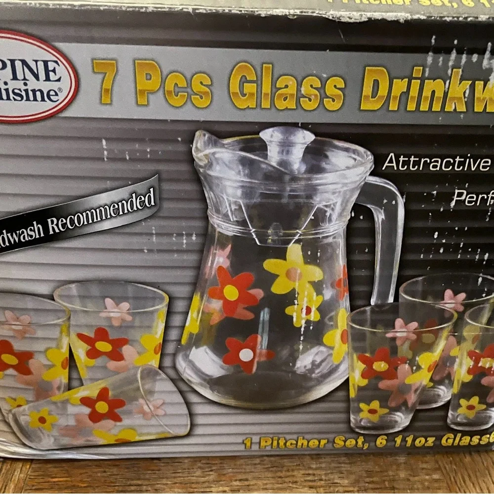 NWT Alpine Cuisine 7 pieces floral glass drinkware set: pitcher & 6 glasses